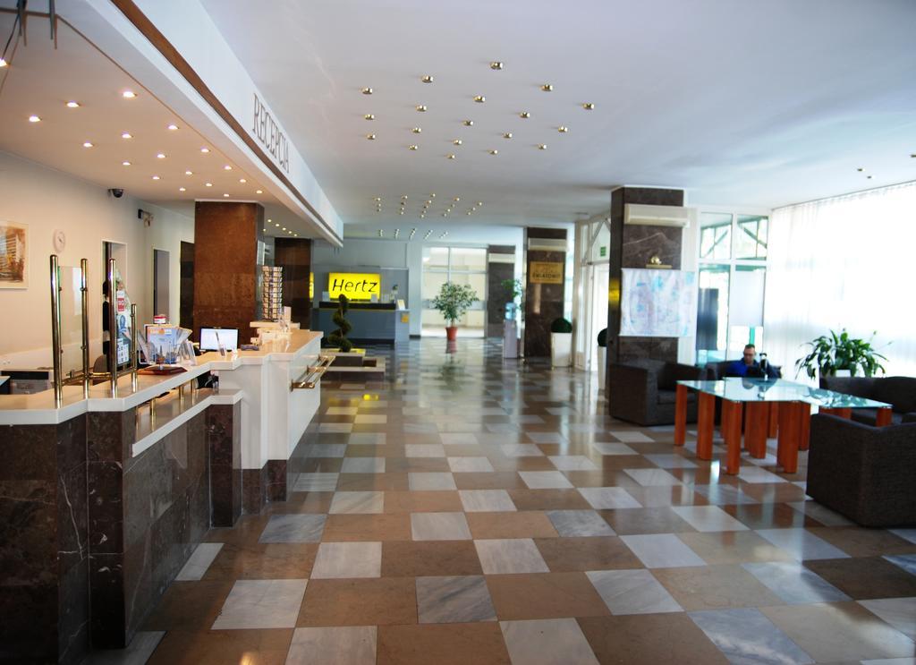Hotel Swiatowit Łódź Buitenkant foto