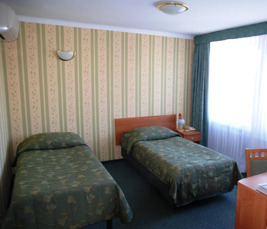 Hotel Swiatowit Łódź Buitenkant foto
